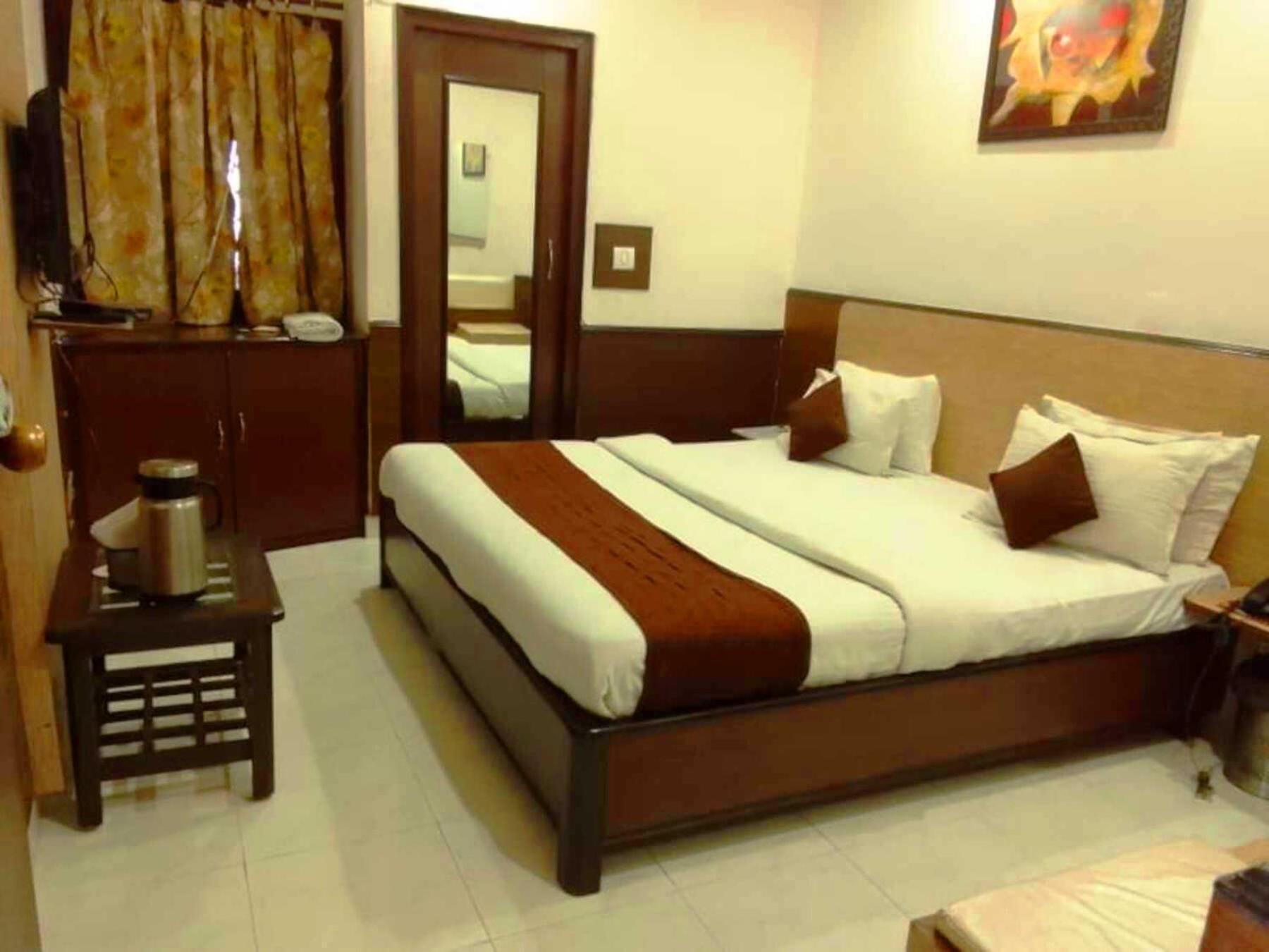 Hotel Holiday Comfort Amritsar Exterior foto