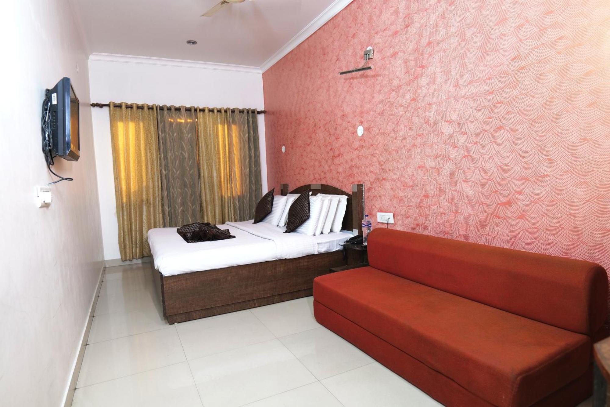 Hotel Holiday Comfort Amritsar Exterior foto